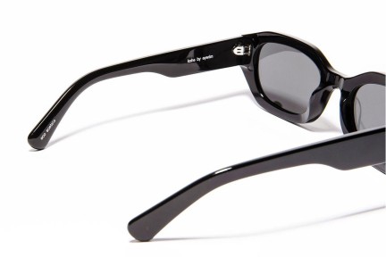 Zonnebril Kohe by eyerim Kris Black Polarized Ovaal Zwart