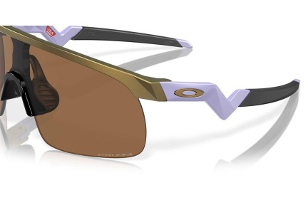 Zonnebril Oakley Resistor OJ9010 901014 Panorama | Shield Goud